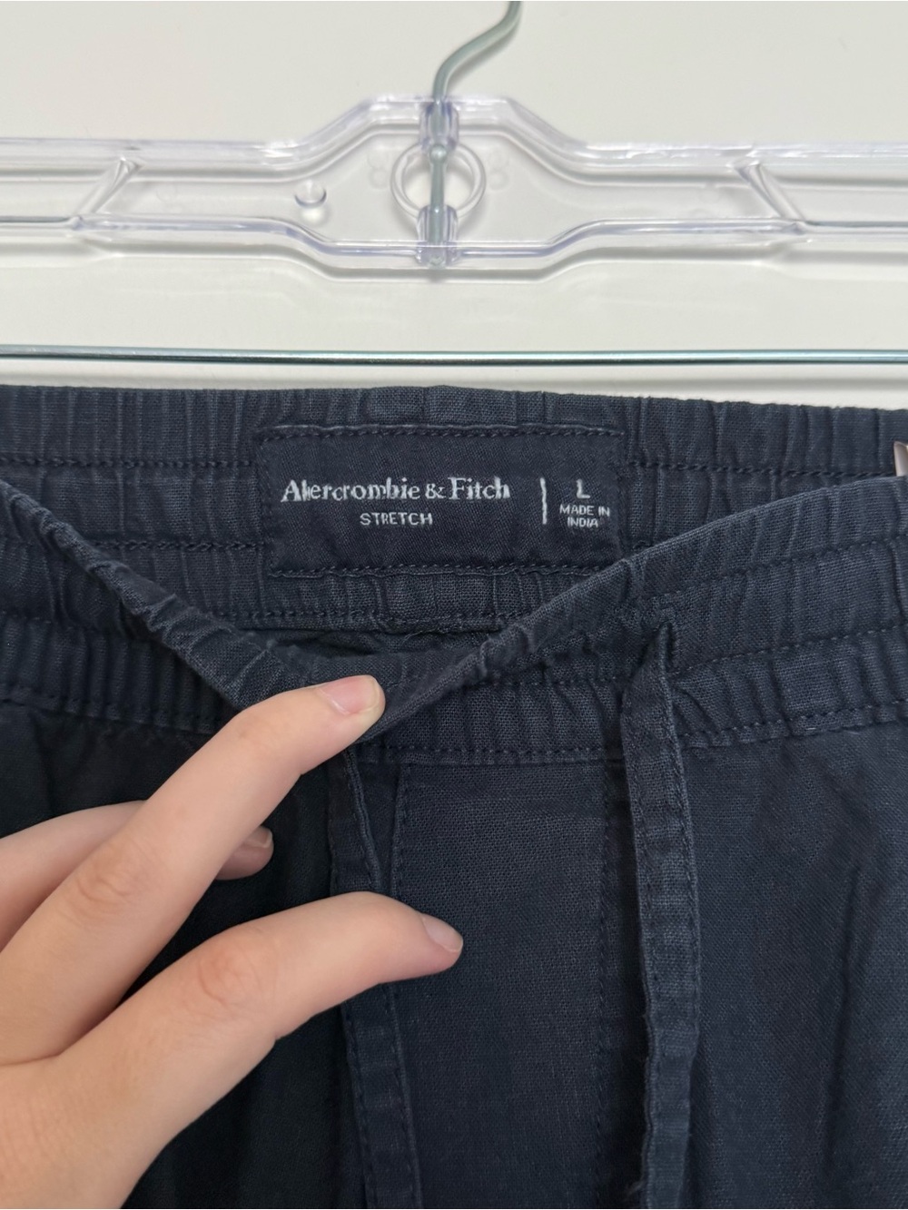 Abercrombie & Fitch Navy 6” Linen-Blend Pull-On Men's Shorts - Picture 4 of 5